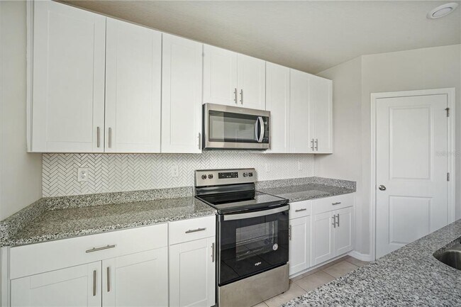 Building Photo - 38614 Finn Clover Ln