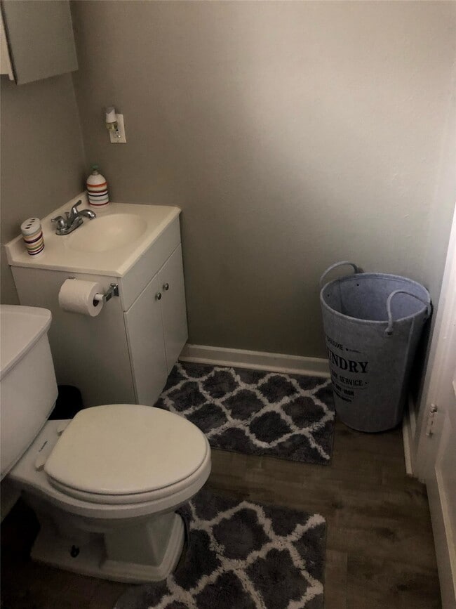 Building Photo - 5313 Avenue K