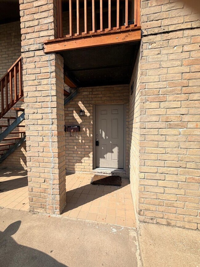 Building Photo - 2925 19th St