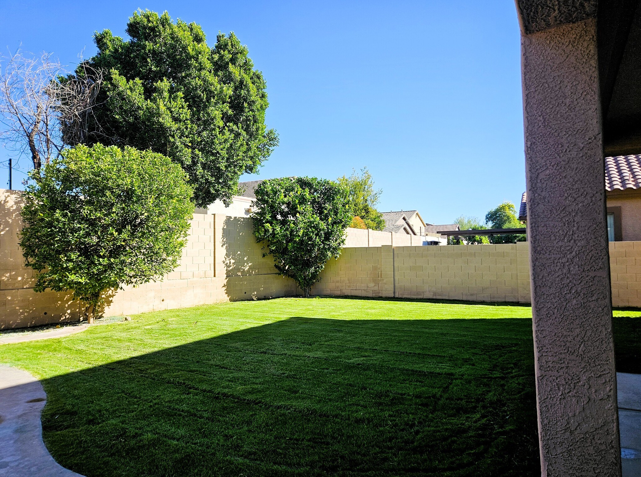 Building Photo - 2320 W Forest Pleasant Pl