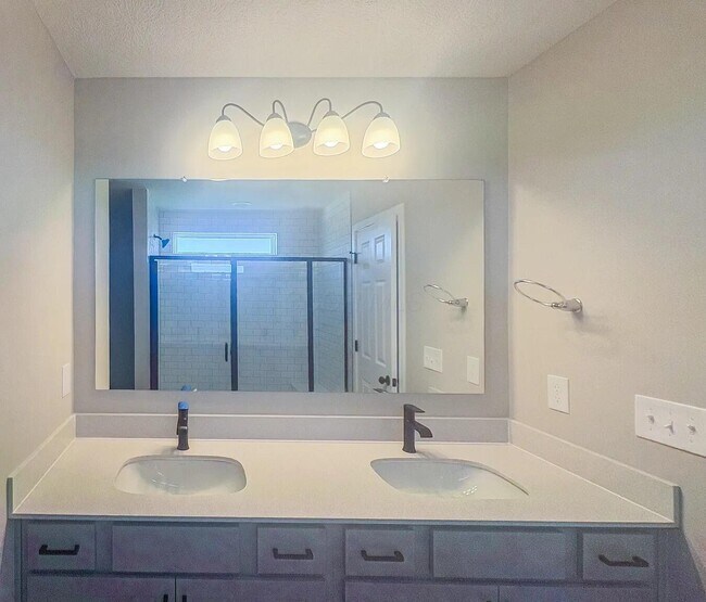 Building Photo - 5478 Valleydale Rd