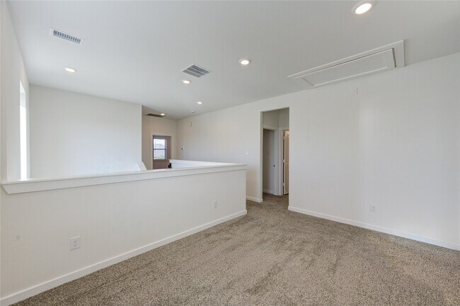 Building Photo - 31918 Holland Arbor Trl