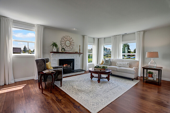 Upstairs Living Area - 5813 E I St