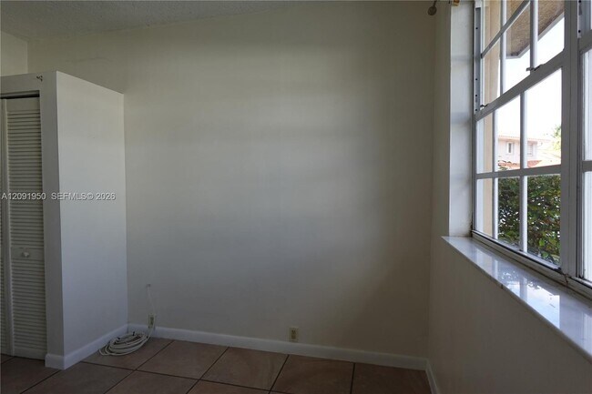 Building Photo - 11262 SW 74th St
