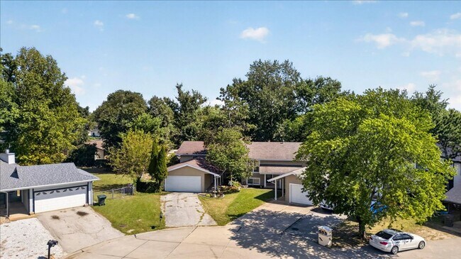 Building Photo - 18 Spring Song Ct