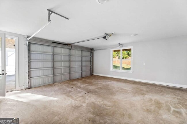 Building Photo - 2035 Parkside Ln