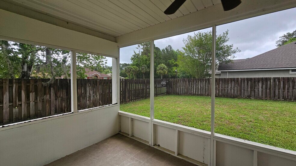 Building Photo - 13983 Summer Breeze Dr