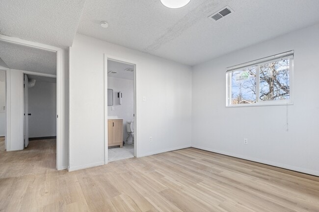 Building Photo - 1377 Youngfield St