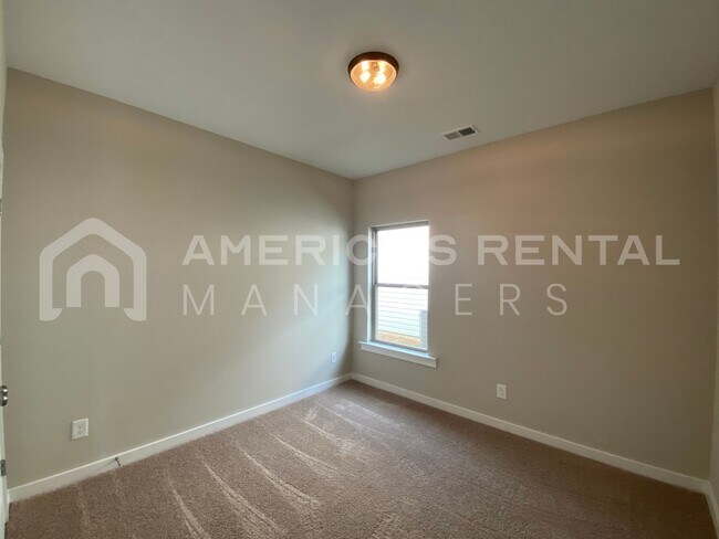 Building Photo - Home for Rent in Cullman, AL! Available to View Now!!!