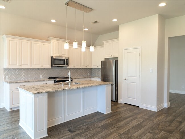 Building Photo - 2043 Blackhawk Ridge Ln