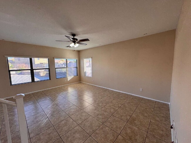 Building Photo - 18 W Desert Vista Trail