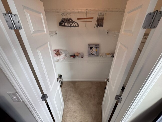 Building Photo - Stunning 3 Bed 2 Bath Condo In Amenity-rich Westchester At Stratford