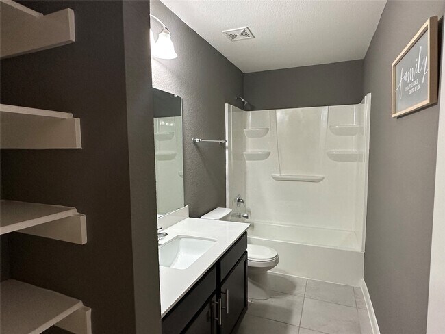 Building Photo - 2629 Bernadino Dr