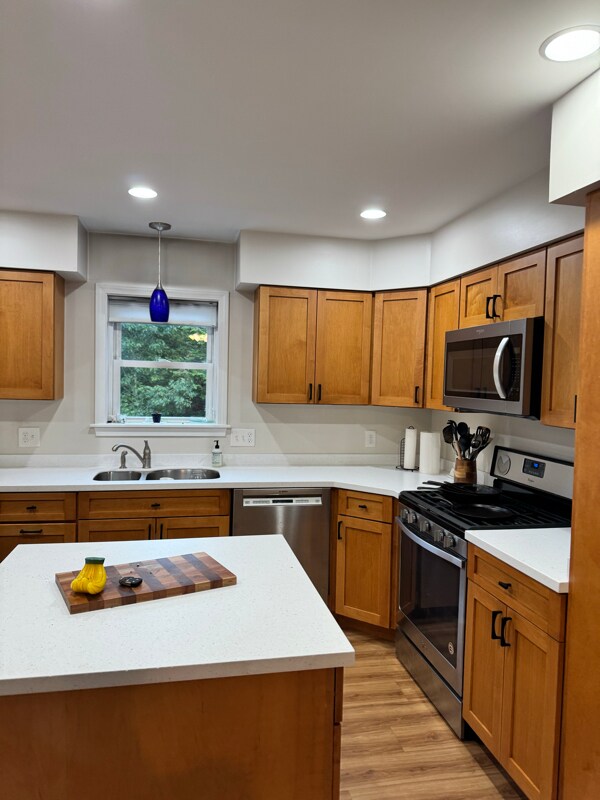 Building Photo - 15 Benaquist Way