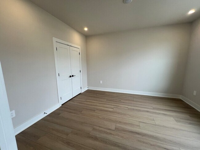 Building Photo - 2615 Wilkinson Pike