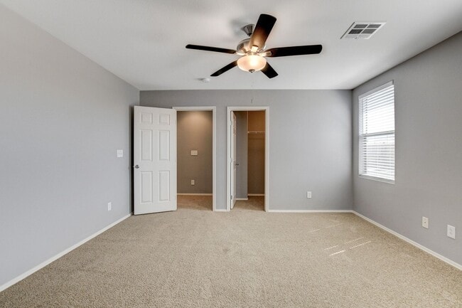 Building Photo - 4 Bedroom Home in the South West / 89139 Area