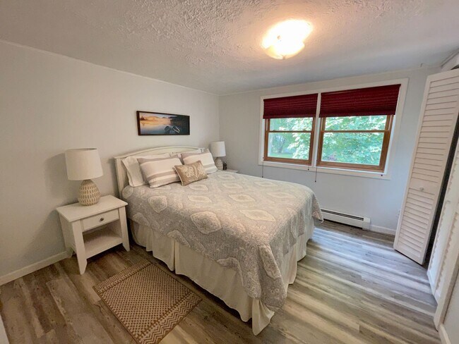 Building Photo - Available June 1st, 2026 — 2 Blocks from Munson Hospital