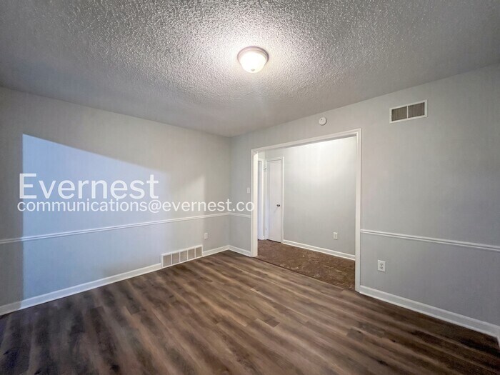 Building Photo - 3409 Kettlebrook Cove