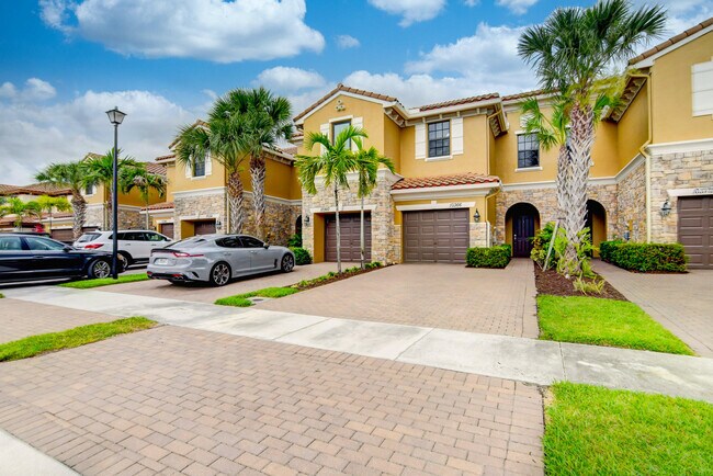 Building Photo - 10366 Wellington Parc Dr