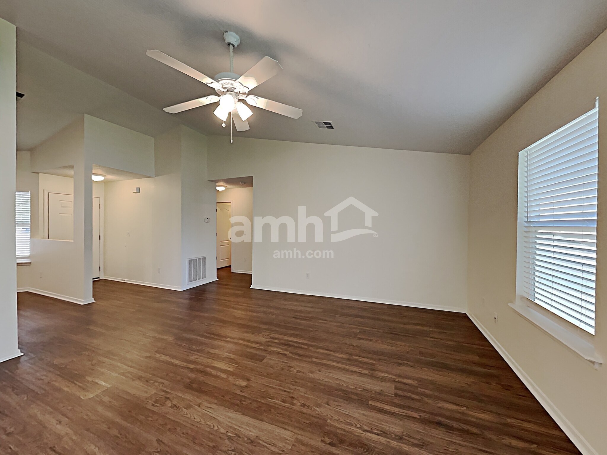 Building Photo - 9468 W Trestlewood Dr