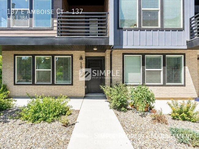 Building Photo - 137 E Amboise Ct