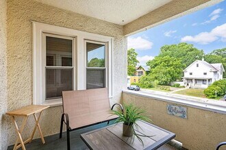 Building Photo - 1907 11th Ave S