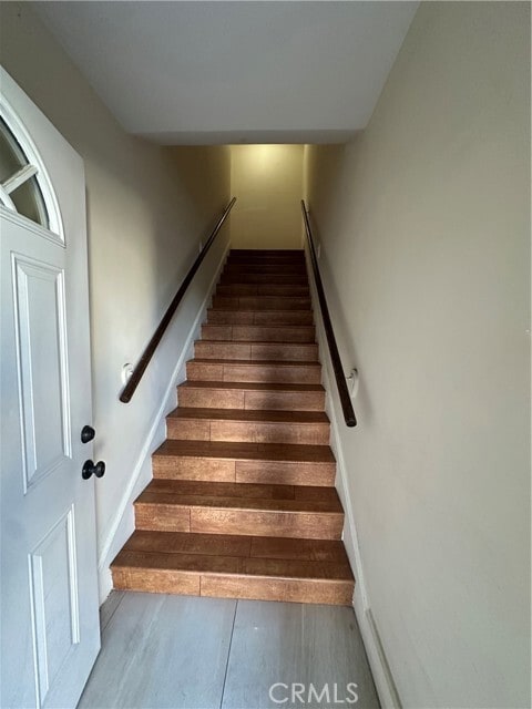 Building Photo - 661 Ivy St