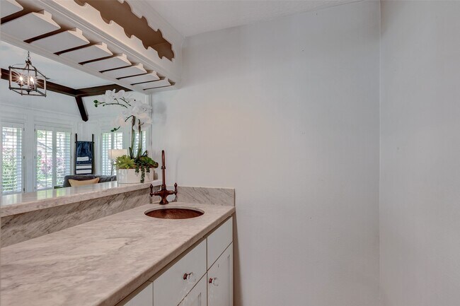 Building Photo - 9527 Enstone Cir