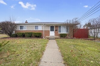 Building Photo - 2243 Common Rd