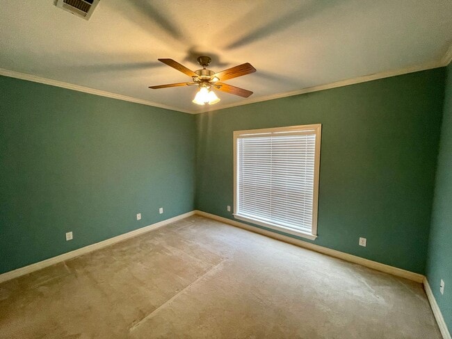 Building Photo - 3 Bed 2 Bath house in Madison