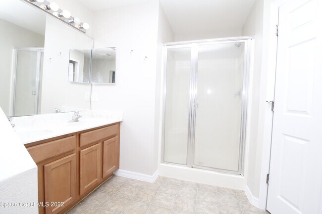 Building Photo - 3291 San Jose Ave SE