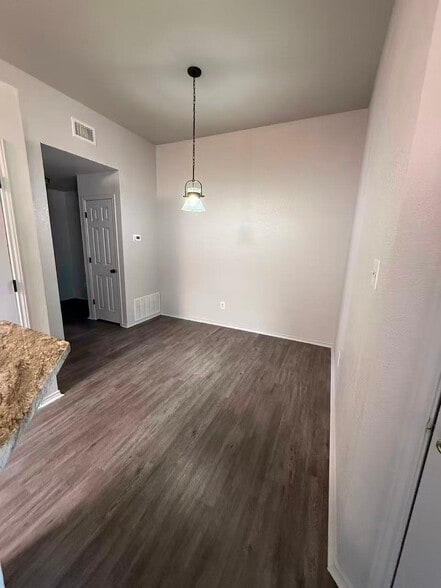 Building Photo - 4408 July Dr