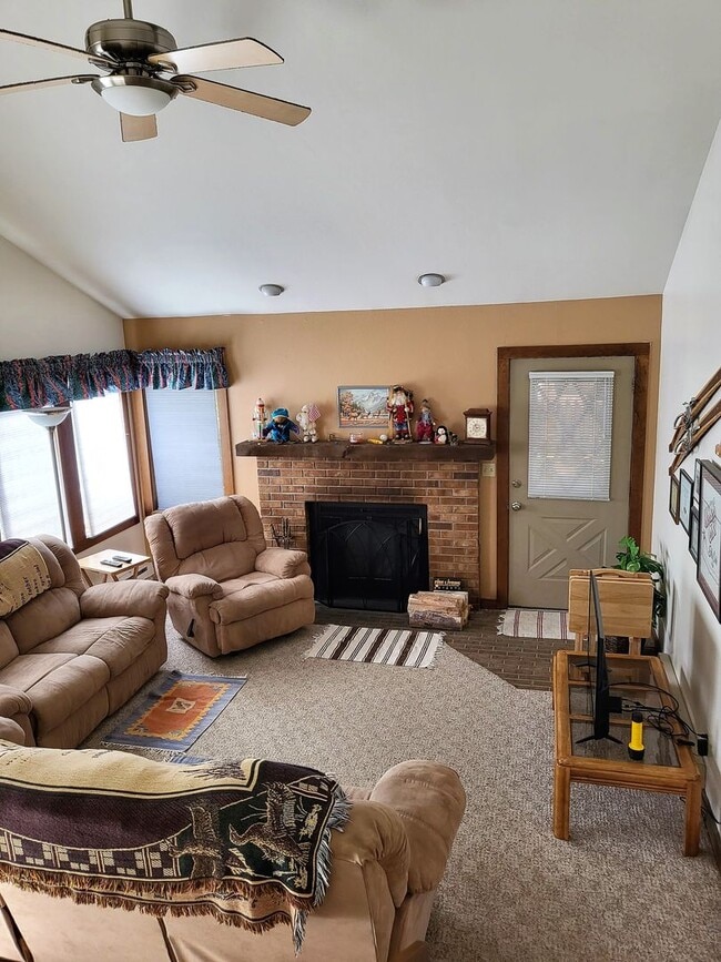 Building Photo - 3712 Silverheels Dr