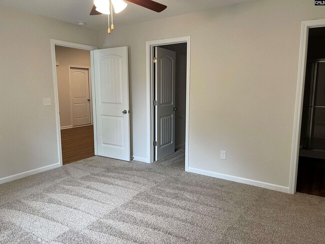 Building Photo - 320 Jubilee Clock Dr