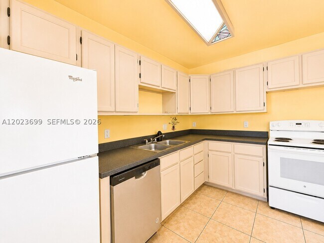 Building Photo - 10370 SW 220th St