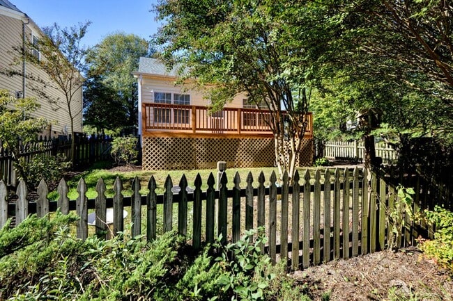 Building Photo - Peaceful Retreat in Willow Lakes