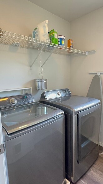 Building Photo - Silver Firs home!