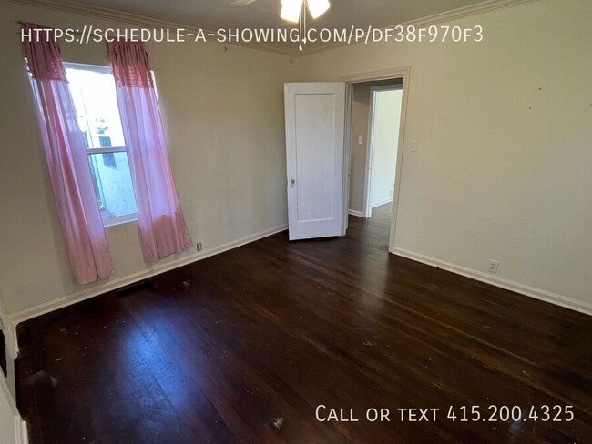 Building Photo - 1605 Elmwood Ave