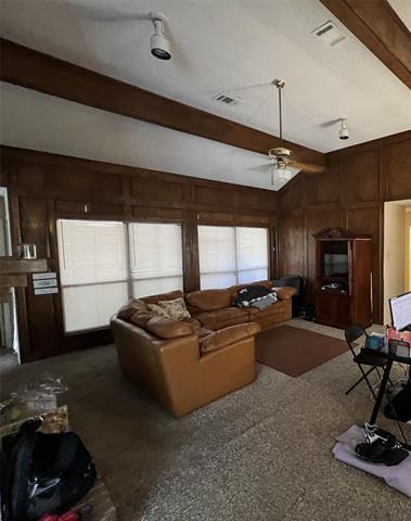 Building Photo - 404 Lincoln Dr