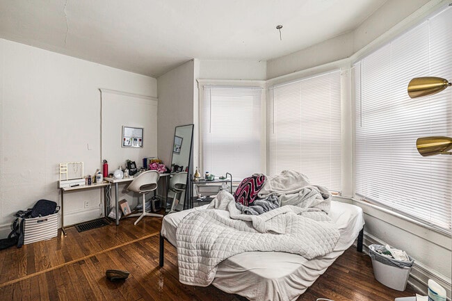 Building Photo - 1207 Prospect-