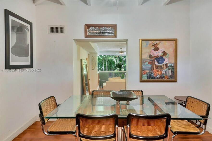 Building Photo - 5845 SW 88th St