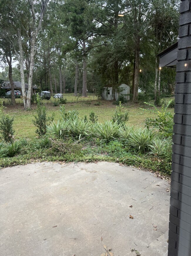 Building Photo - 626 Georgia Ave