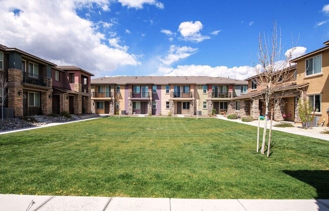 Building Photo - Condo For Lease in Carson City