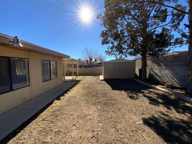 Building Photo - 5 Bedroom Single Story Home Available Near Snow Vista Blvd SW & Gibson Blvd!