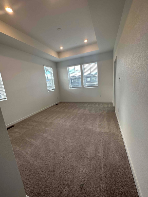 Building Photo - 5392 Euclid Dr