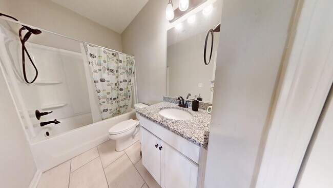 Building Photo - Large Home in The Preserve