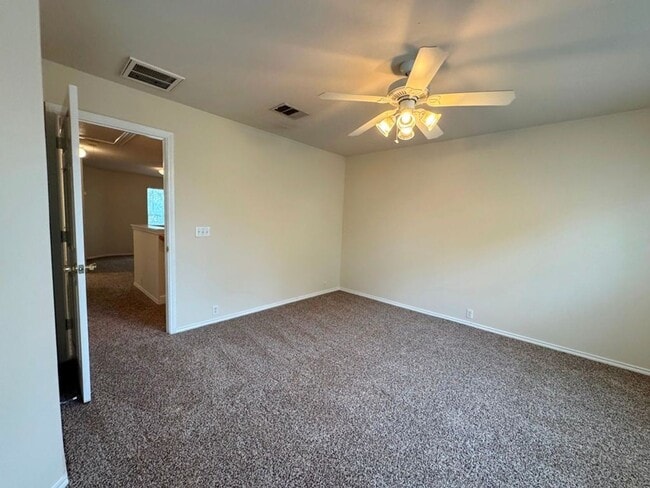 Building Photo - 251A Utterback