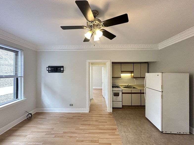 Building Photo - 3824 N Fremont St