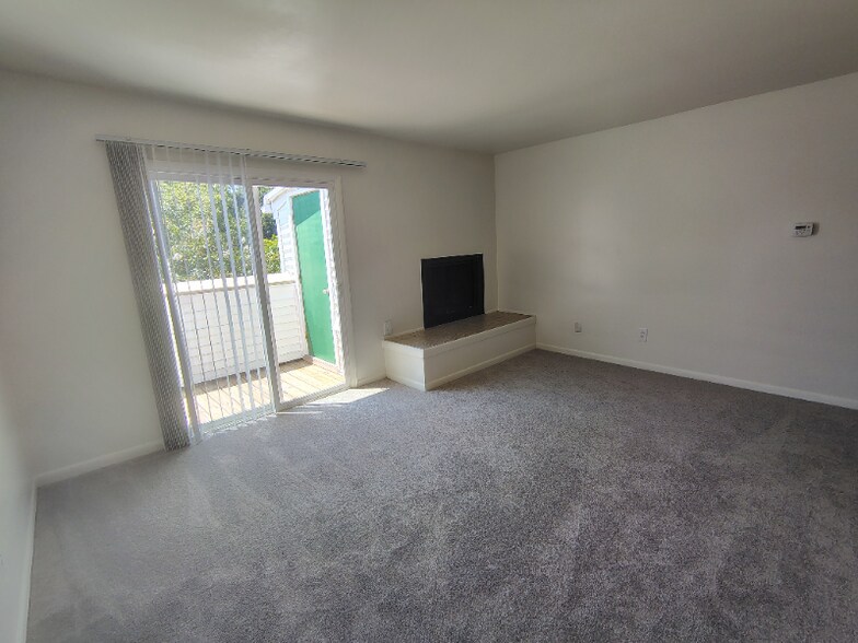 Primary Photo - 600 Reusens Rd