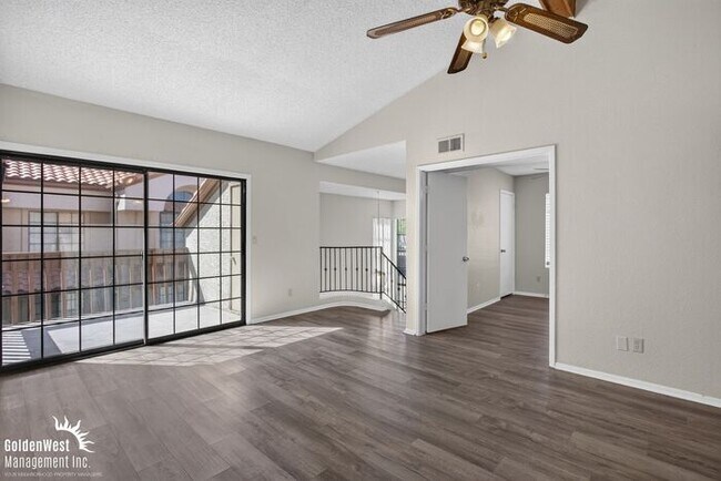 Building Photo - Beautiful 2Bdm 2Ba Condo with Community Pool in Mesa!